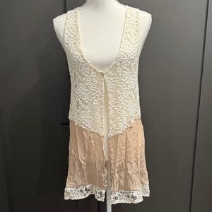 J Mode Elegant Lace Women's Chemise in Cream and Tan Sz M